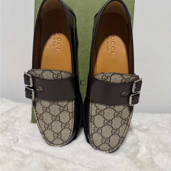 Gucci Men's Dark Brown and Cream Loafers - Picture 6 of 7